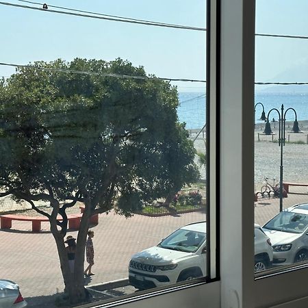 Appartamento Aria Del Mare Вентимиля Екстериор снимка